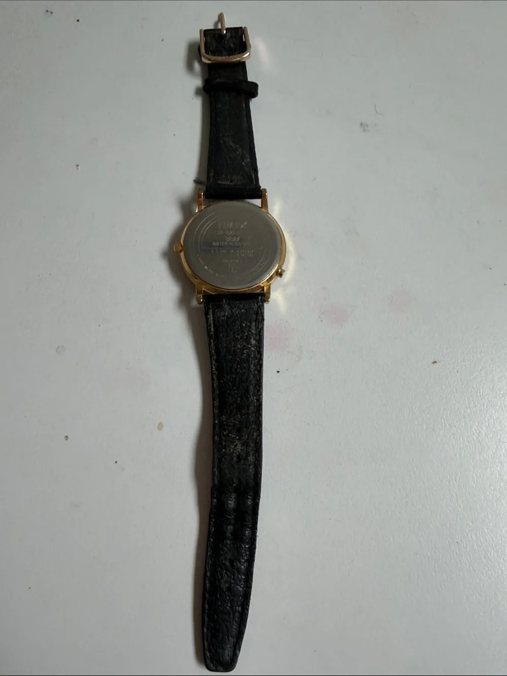 Vintage Timex Men's indiglo Watch Black Strap Gold Case White Dial needs battery